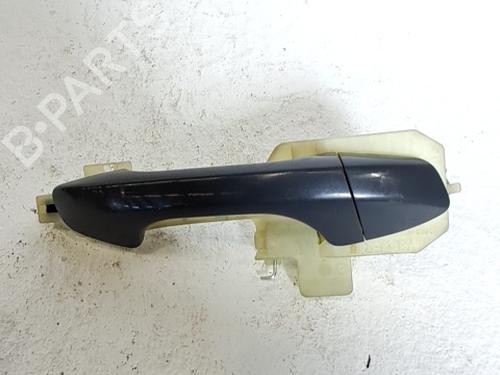 Używane Klamka zewnętrzna drzwi przednich prawych KIA RIO IV (YB, SC, FB) 1.0 T-GDI 120 Eco-Dynamics+ (120 hp) 29992439