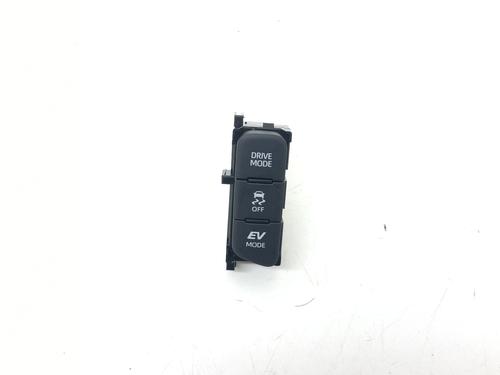 Used Switch TOYOTA YARIS (_P21_, _PA1_, _PH1_) 1.5 Hybrid (MXPH10, MXPH11) (116 hp) 29302038