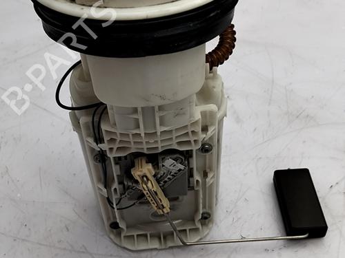 Used Fuel pump VW POLO IV (9N_, 9A_) 1.2 12V (69 hp) 31262714