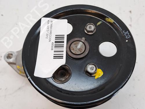 Used Steering pump KIA CEE'D (JD) 1.4 CRDi 90 (90 hp) 23363175
