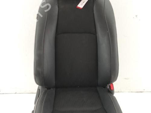 Used Right front seat Right front seat 39556621 39556621