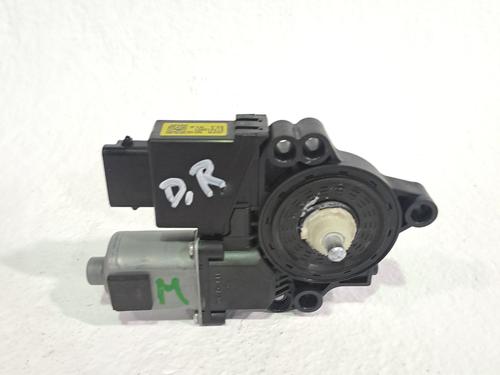 Used Right front window motor KIA CEE'D (JD) 1.6 CRDi 136 (136 hp) 28108574