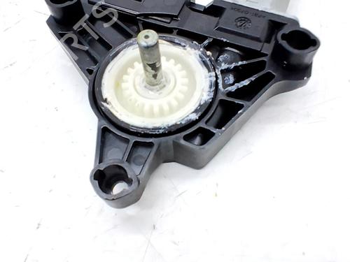 Used Right rear window motor Right rear window motor VOLVO V40 Cross Country (526) D2 (114 hp) 36321453 36321453