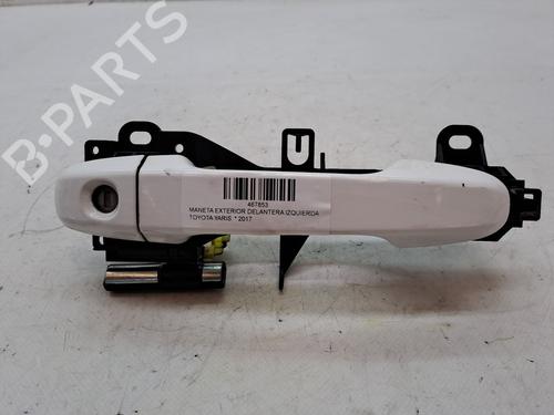 Used Front left exterior door handle TOYOTA YARIS (_P13_) 1.5 Hybrid (NHP130_, NHP130) (101 hp) 23358381