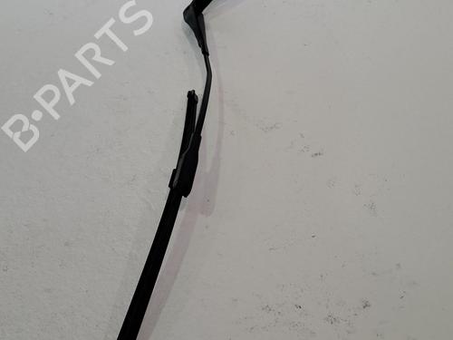 Used Front windshield wiper arm BMW 1 (F20) 118 d (143 hp) 26316050