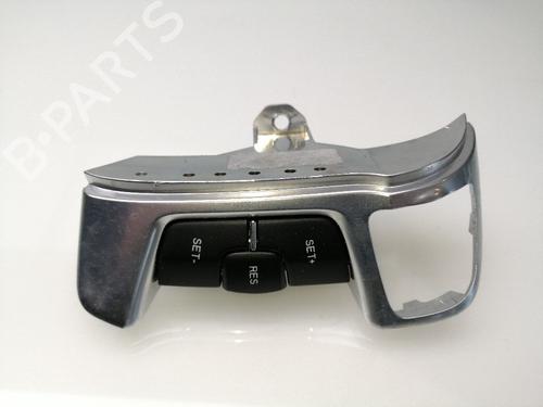 Used Steering wheel controls FORD MONDEO IV (BA7) 2.0 TDCi (136 hp) 23650191