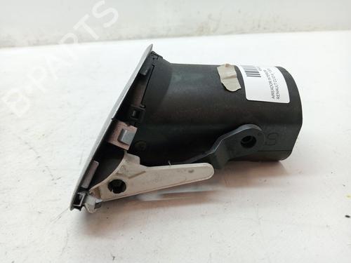 Used Air vent RENAULT CLIO III (BR0/1, CR0/1) 1.5 dCi (BR17, CR17) (86 hp) 23355781