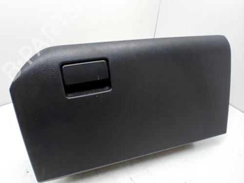 Used Glove box TOYOTA AURIS (_E18_) 1.4 D-4D (NDE180_, NDE180R) (90 hp) 29991740