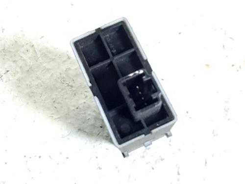 Used Switch NISSAN QASHQAI I (J10, NJ10) 2.0 dCi (150 hp) 30478203