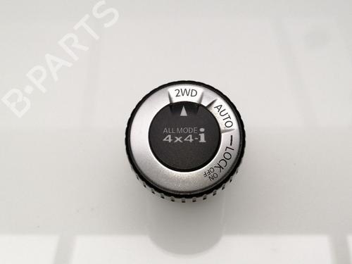 Used Switch NISSAN X-TRAIL II (T31) 2.0 dCi 4x4 (173 hp) 23419794