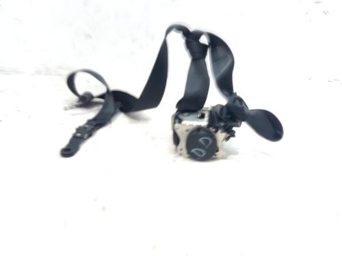 Used Front right seatbelt Front right seatbelt VOLVO V40 Hatchback (525) D2 (120 hp) 36257879 36257879
