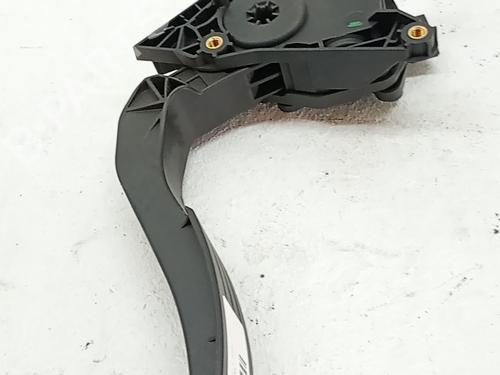 Used Pedal Pedal 39557100 39557100