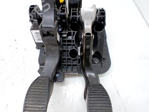 Used Break pedal FIAT 500 (312_) 1.2 (312AXA1A) (69 hp) 30622808