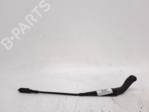 Used Front windshield wiper arm MERCEDES-BENZ B-CLASS Sports Tourer (W245) B 200 CDI (245.208) (140 hp) 27672681
