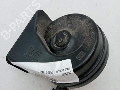 Used Horn FIAT DOBLO Cargo (263_) 1.3 D Multijet (263WXU1A, 263ZXU1A, 263WYB1A, 263ZYB1A) (95 hp) 23344307