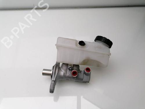 Used Brake master cylinder DACIA SANDERO II 1.5 dCi 75 / Blue dCi 75 (B8JW, B8M4, B8AH, B8M7, B8M6) (75 hp) 23652245