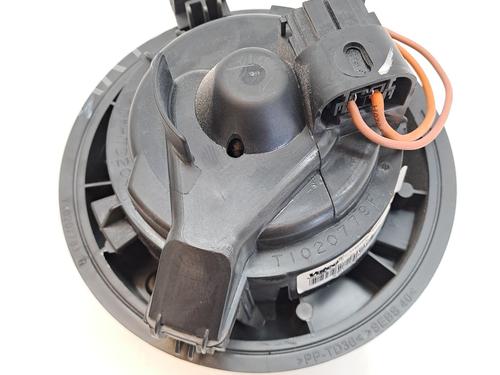 Heater blower motor RENAULT CLIO IV (BH_) 1.5 dCi 75 | BP23360363M62 
