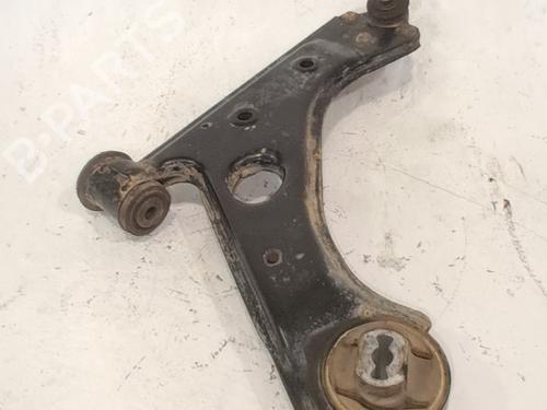 Used Right front suspension arm Right front suspension arm 37272778 37272778