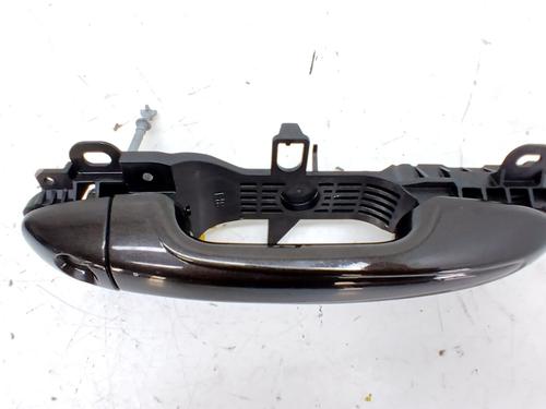 Venstre fortil udvendigt håndtag Venstre fortil udvendigt håndtag TOYOTA RAV 4 IV (_A4_) 2.2 D 4WD (ALA49) (150 hp) 34270796 34270796