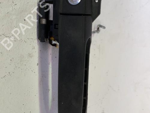 Venstre fortil udvendigt håndtag Venstre fortil udvendigt håndtag TOYOTA YARIS (_P9_) 1.4 D-4D (NLP90_, NLP90R) (90 hp) 35968161 35968161