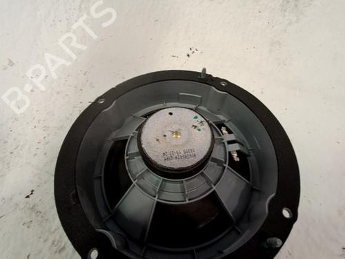 Used Speaker KIA SPORTAGE III (SL) 1.7 CRDi (116 hp) 30898203