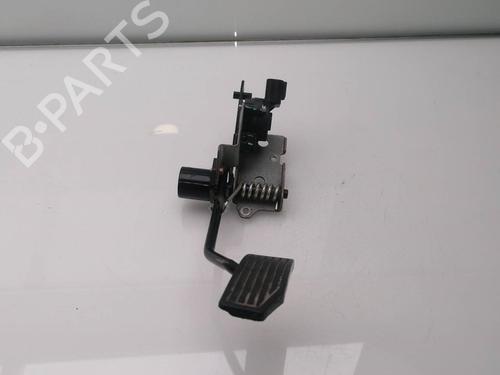 Pédale ISUZU D-MAX I (TFR, TFS) 3.0 DiTD (TFR85_) (163 hp) 29051325