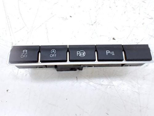 switch-vw-tiguan-5n_-2007-2008-2009-2010-2011-2012-2013-2014-2015-2016-2017-2018-34154129 main image