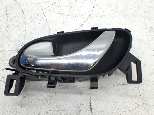 Used Front left interior door handle Front left interior door handle 39558125 39558125