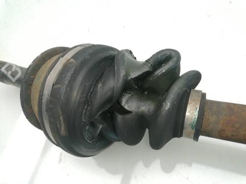 Used Left front driveshaft SUZUKI GRAND VITARA I (FT, HT) 2.0 HDI 110 16V 4x4 (SQ420D, TD83V, JA420WD) (109 hp) 23941598