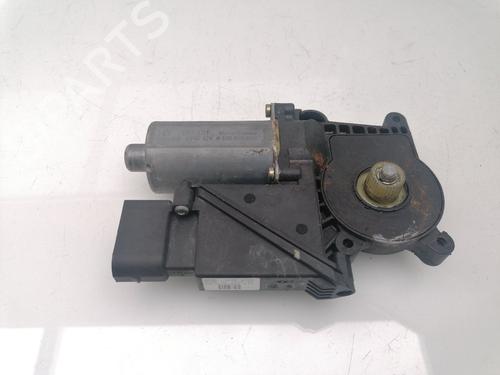 Used Right rear window motor MERCEDES-BENZ E-CLASS (W210) E 320 CDI (210.026) (197 hp) 25844757
