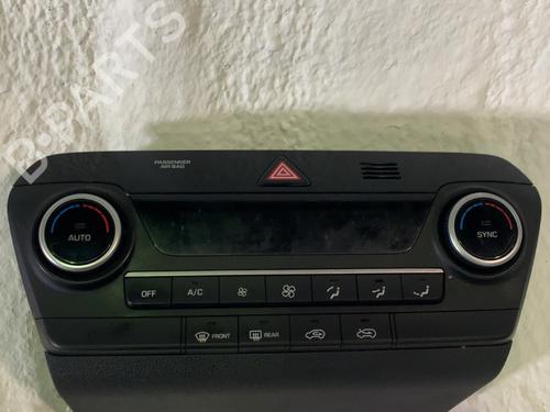 Used Climate control HYUNDAI TUCSON (TL, TLE) 1.6 CRDi (116 hp) 32258108