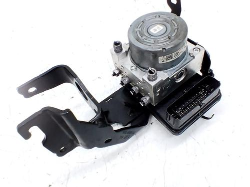 Used ABS pump ABS pump OPEL CORSA F (P2JO) 1.2 (68) (131 hp) 33764047 33764047