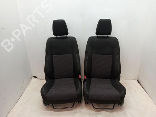 Used Seats set TOYOTA AURIS (_E18_) 1.4 D-4D (NDE180_, NDE180R) (90 hp) 23354970