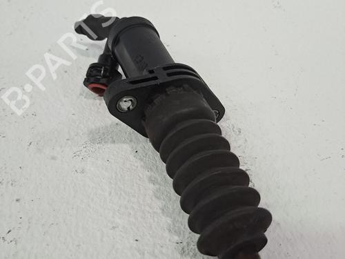 Used Clutch slave cylinder BMW 3 Coupe (E92) 320 d (177 hp) 24633342