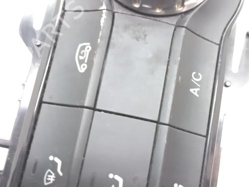 Used Climate control MERCEDES-BENZ B-CLASS Sports Tourer (W246, W242) B 180 CDI / d (246.212) (109 hp) 32107448