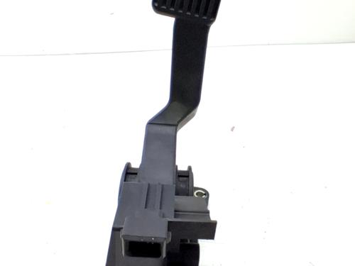 Pedal MERCEDES-BENZ VITO / MIXTO Van (W639) 111 CDI (639.601, 639.603, 639.605) (109 hp) 32105568