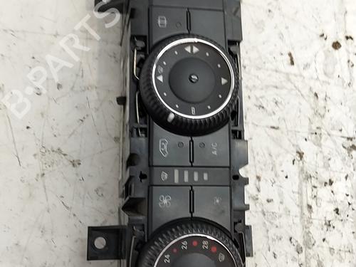 Used Climate control Climate control MERCEDES-BENZ SPRINTER 3,5-t Van (B906) 316 CDI 4x4 (906.631, 906.633, 906.635, 906.637) (163 hp) 40119467 40119467