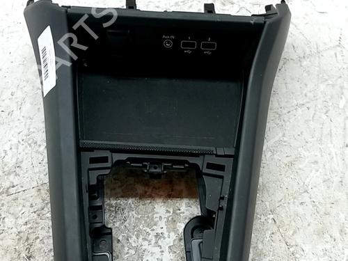 Middle console RENAULT ARKANA I (LCM_, LDN_) 1.3 TCe 140 (LDN0) | BP37591460I22 - Image 3