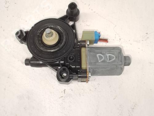 right-front-window-motor-vw-golf-vii-5g1-bq1-be1-be2-2012-2013-2014-2015-2016-2017-2018-2019-2020-2021-36407248 main image