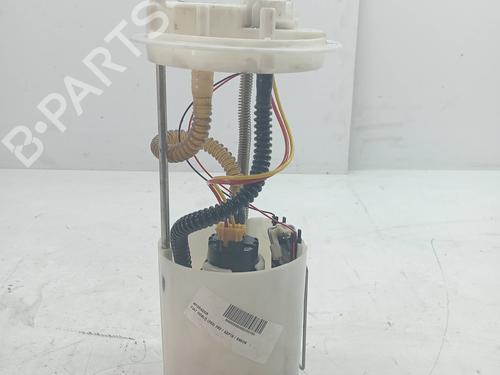 Used Fuel pump FIAT DOBLO Bus (263_) 1.6 D Multijet (263AXP1B, 263AXW1B) (95 hp) 23350455