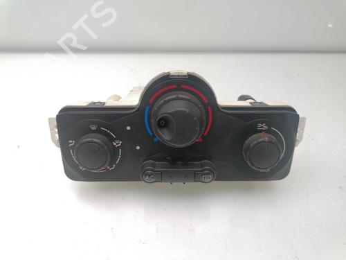 Used Climate control RENAULT CLIO III (BR0/1, CR0/1) 1.5 dCi (BR0H, CR0H, CR1S, BR1S) (106 hp) 29051374