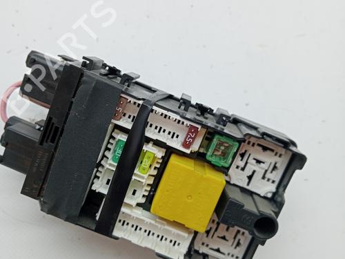 Fuse box PEUGEOT 308 II (LB_, LP_, LW_, LH_, L3_) 1.2 THP 130 | BP23343852E1 