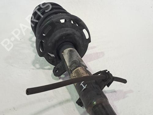 Right front shock absorber CITROËN C3 III (SX) 1.2 PureTech 82 | BP25783574M17