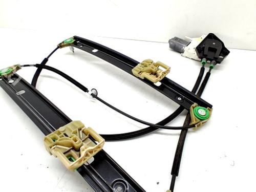 Rudehejsemekanisme ventre foran AUDI A1 Sportback (8XA, 8XF) 1.2 TFSI (86 hp) 29991687