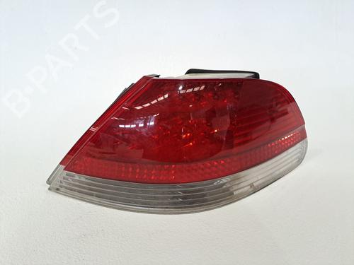 Højre baglygte BMW 7 (E65, E66, E67) 730 d (218 hp) 23373748