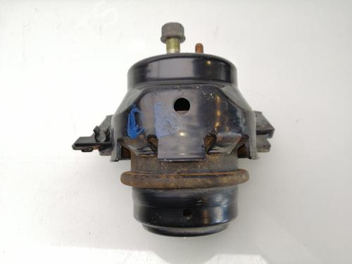 Used Engine mount TOYOTA LAND CRUISER PRADO (_J12_) 3.0 D-4D (KDJ120, KDJ125) (163 hp) 26169303