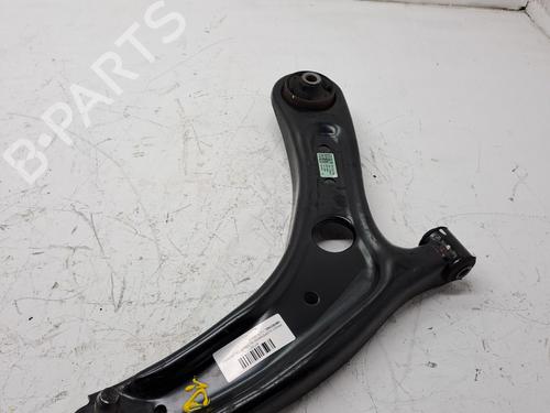 Used Right front suspension arm KIA STONIC (YB) 1.2 CVVT (84 hp) 27098671