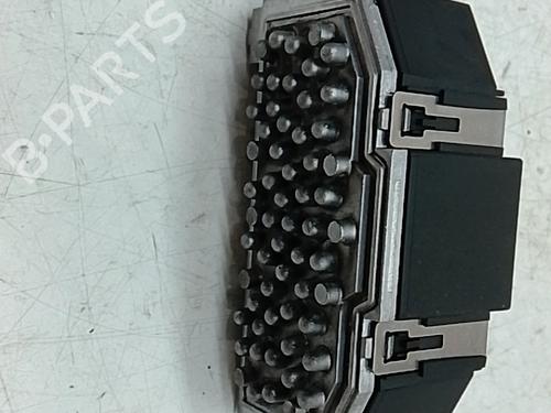 Used Heater resistor Heater resistor VW TOURAN (1T3) 1.4 TSI (140 hp) 33767918 33767918