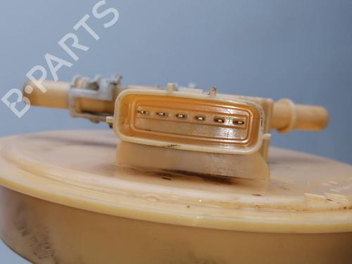 Used Fuel pump NISSAN NAVARA NP300 Pickup (D23, D23T) 2.3 dCi 4x4 (D231) (163 hp) 23387034