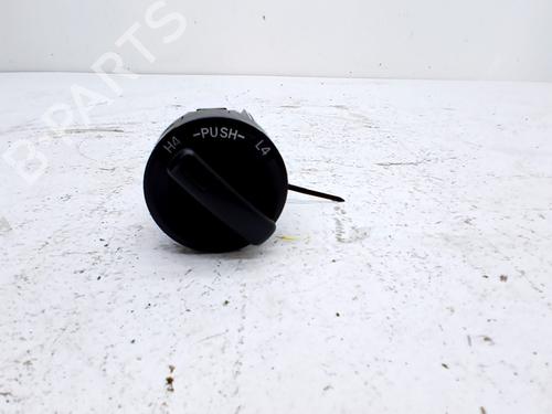 switch-toyota-land-cruiser-prado-_j15_-2009-39136685 main image